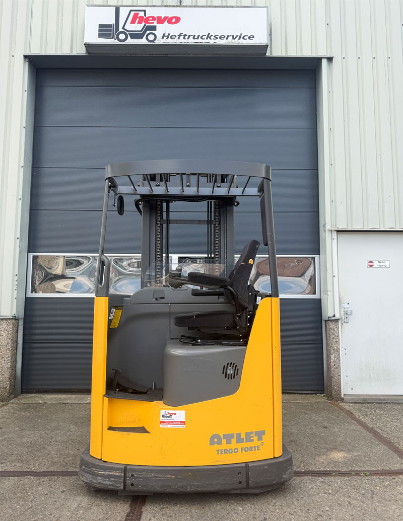Atlet 4-weg reachtruck-1